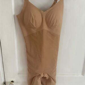 HoneyLove Seamless Shaping Midthigh Bodysuit - Nude NWT